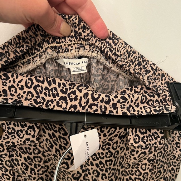 American Eagle cheetah print elastic waist wide bottom pants - Picture 3 of 3